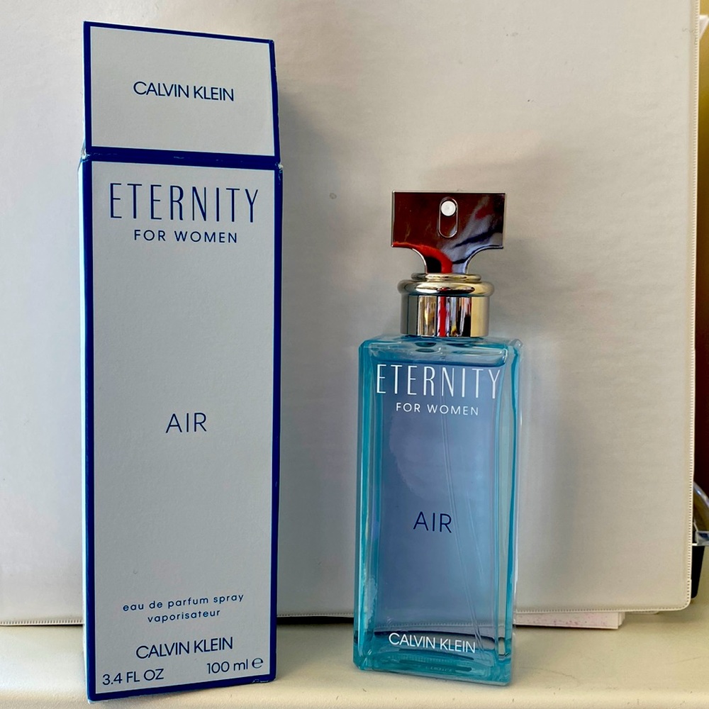ETERNITY for Women- AIR. By Calvin Klein.
